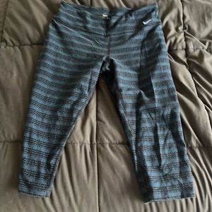 Nike leggings